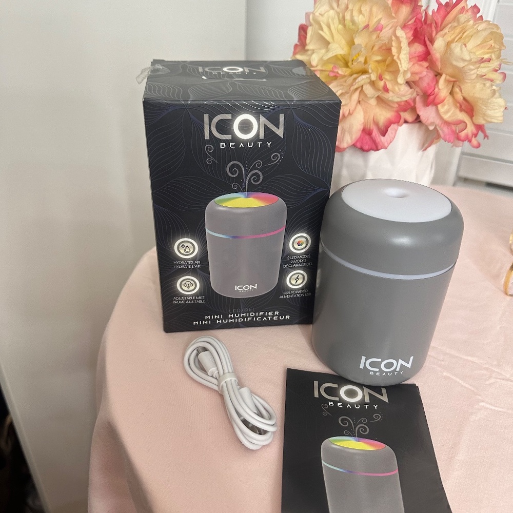ICON Beauty - LED Mini Humidifier - Picture 7 of 9
